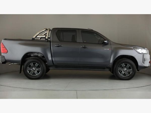 2025-Toyota-Hilux-24-GD-6-Raider-4x4-Auto-Double-Cab image:5