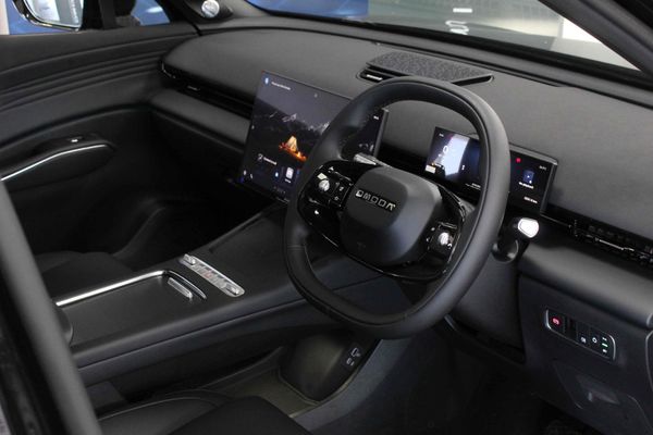 2026-Omoda-C7-16T-Luxury image:13