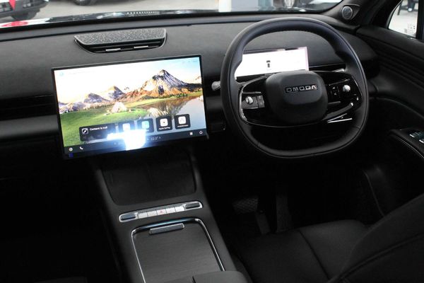 2026-Omoda-C7-16T-Luxury image:8
