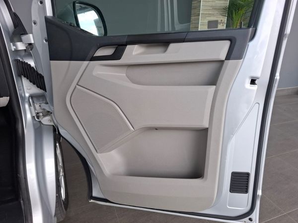 2019-Volkswagen-Kombi-20-TDI-Auto-103kW-Trendline image:14