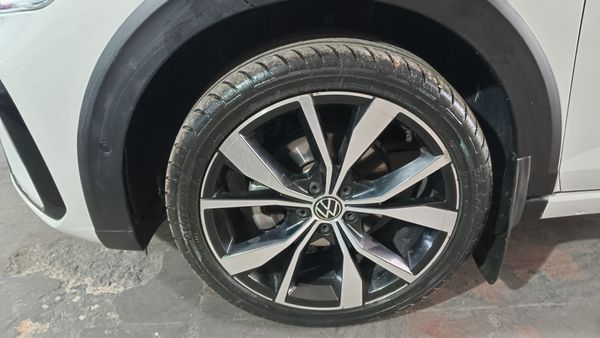 2024-Volkswagen-Taigo-10-TSI-R-Line-Auto image:16