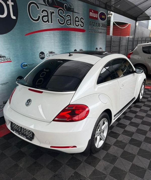 2013-Volkswagen-Beetle-14-TSI-Sport image:6