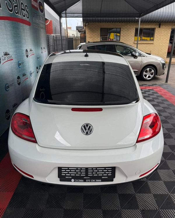 2013-Volkswagen-Beetle-14-TSI-Sport image:7