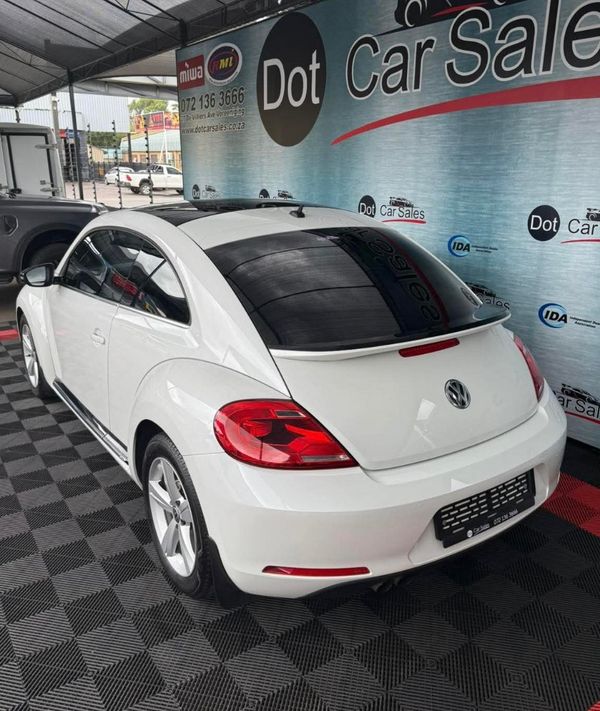 2013-Volkswagen-Beetle-14-TSI-Sport image:8