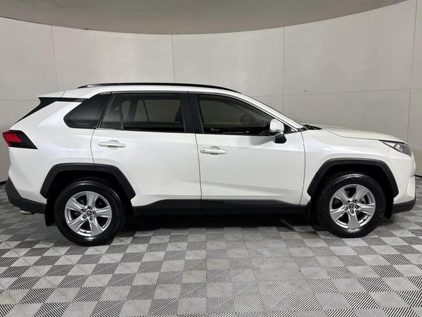 2020-Toyota-RAV4-20-GX-Auto image:17