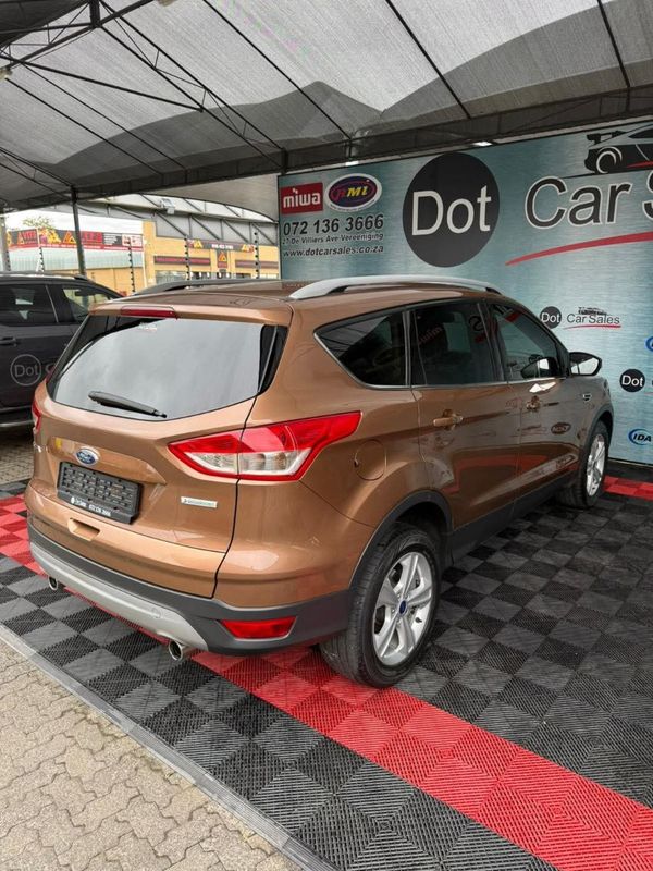 2013-Ford-Kuga-16-EcoBoost-Ambiente image:7