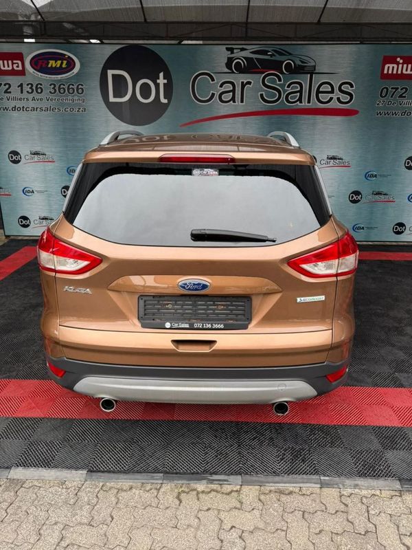2013-Ford-Kuga-16-EcoBoost-Ambiente image:8