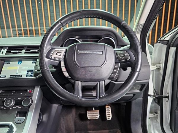 2017-Land-Rover-Range-Rover-Evoque-20-SD4-HSE-Dynamic image:9