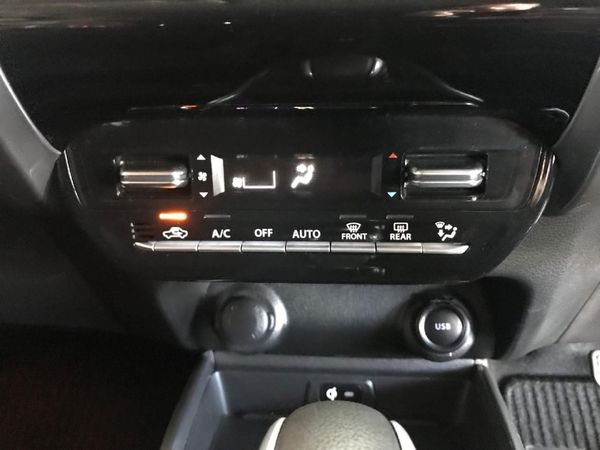 2026-Suzuki-Fronx-15-GLX-Auto image:13