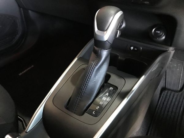2026-Suzuki-Fronx-15-GLX-Auto image:8
