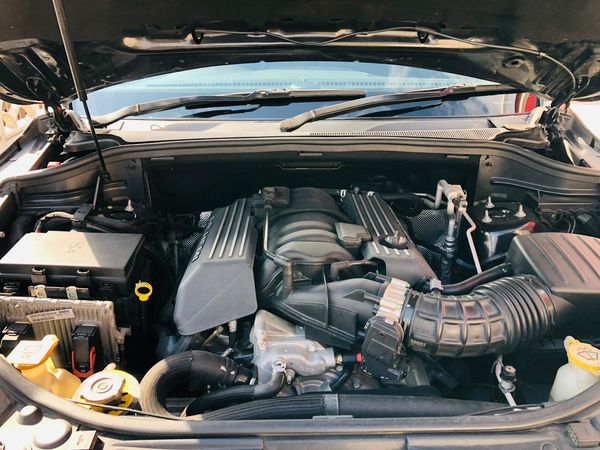2017-Jeep-Grand-Cherokee-64-SRT image:15