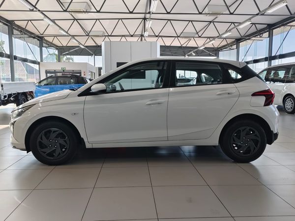 2025-Hyundai-i20-12-Premium image:4