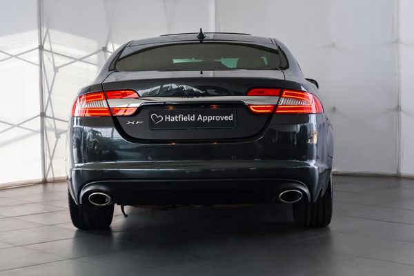 2013-Jaguar-XF-30-SC-Premium-Luxury image:9