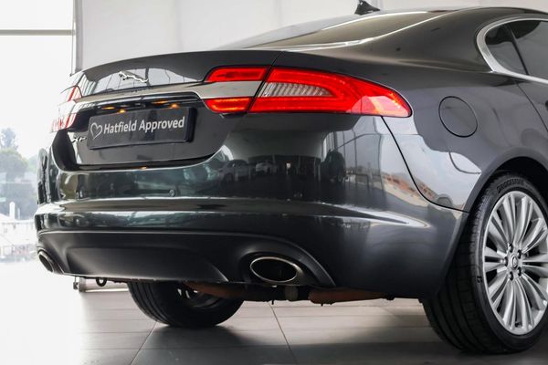 2013-Jaguar-XF-30-SC-Premium-Luxury image:12