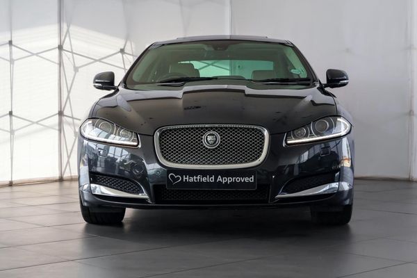 2013-Jaguar-XF-30-SC-Premium-Luxury image:4