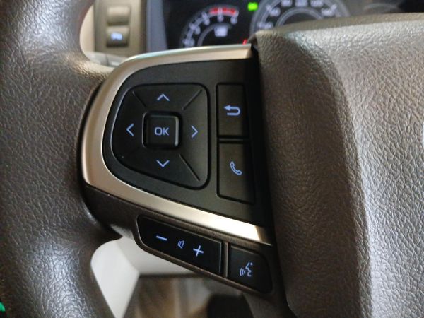 2025-Toyota-Quantum-28-GL-Auto-14-Seater image:8