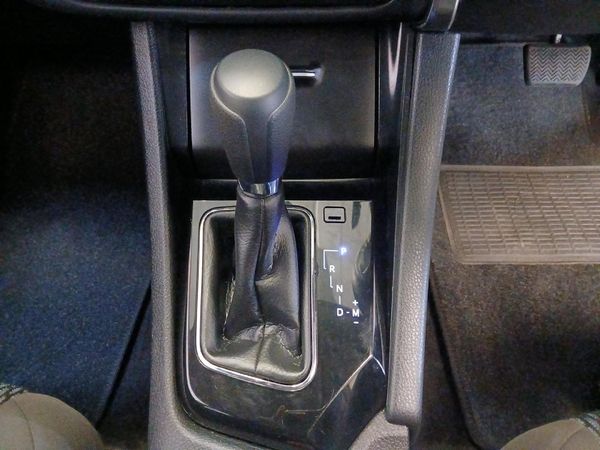 2024-Toyota-Corolla-Quest-18-Auto image:10