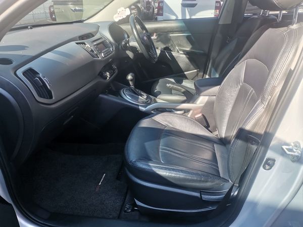 2015-Kia-Sportage-20-CRDi-Auto-Diesel-Automatic image:7
