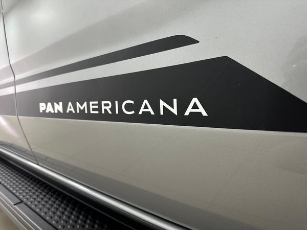 2025-Volkswagen-Amarok-30-TDI-V6-184kW-4Motion-Panamericana-Auto-Double image:2