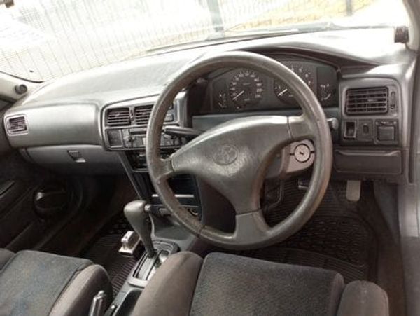 1998-Toyota-Corolla-180i-GLE-Auto image:5