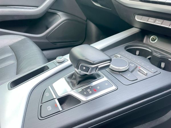2018-Audi-A4-14-TFSI-Sport-Auto image:11