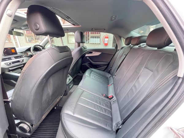 2018-Audi-A4-14-TFSI-Sport-Auto image:13
