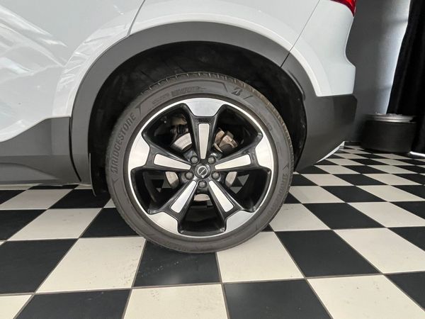 2020-Volvo-XC40-D4-Momentum-AWD image:15