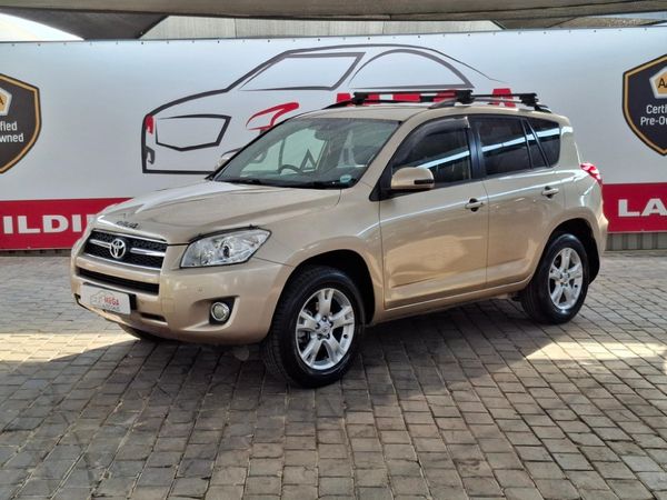 2013-Toyota-RAV4-20-VX-Auto image:1