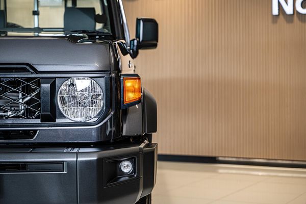 2026-Toyota-Land-Cruiser-79-42-D-Single-Cab image:3