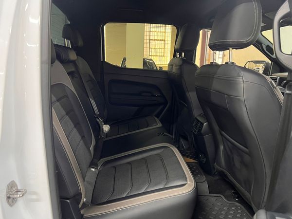 2024-Volkswagen-Amarok-30-TDI-V6-184kW-4Motion-Aventura-Auto-Double-Cab image:13