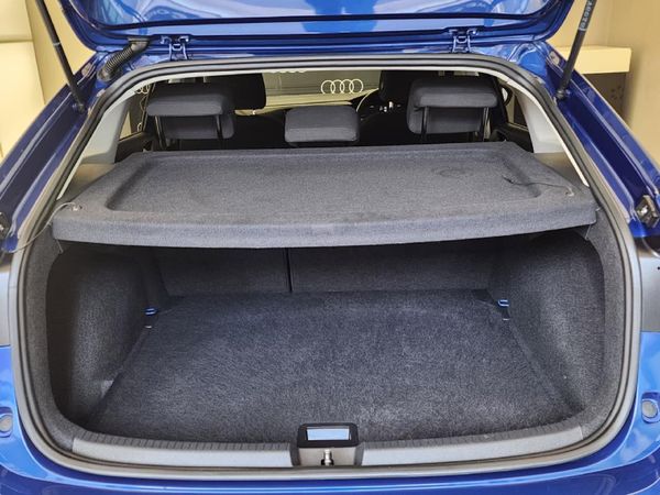 2025-Volkswagen-Taigo-10-TSI-Life-Auto image:5