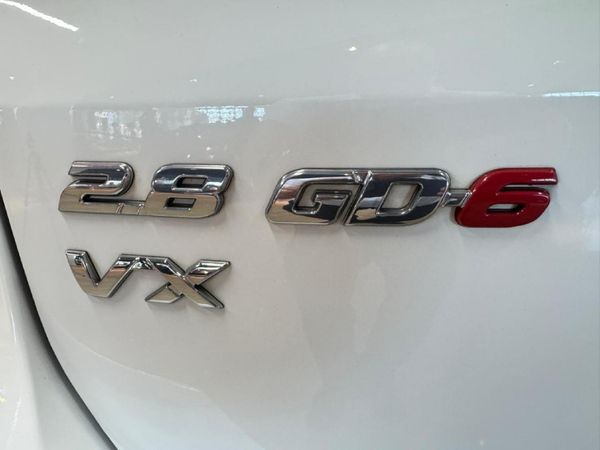 2023-Toyota-Fortuner-28-GD-6-VX-Auto image:9