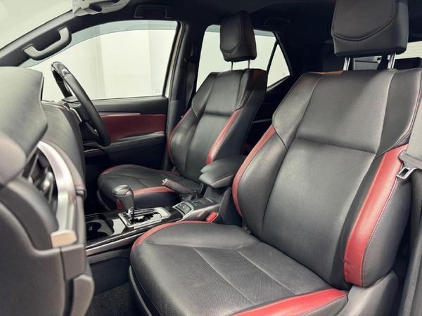 2023-Toyota-Fortuner-28-GD-6-VX-Auto image:16
