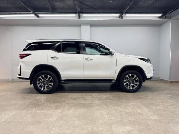 2023-Toyota-Fortuner-28-GD-6-VX-Auto image:3