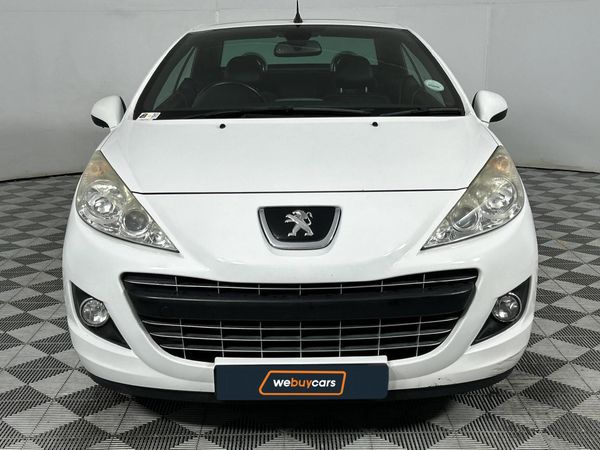2013-Peugeot-207-CC-16-Sport-II image:12
