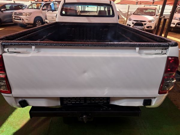 2007-Toyota-Hilux-25-D-4D-Single-Cab image:7
