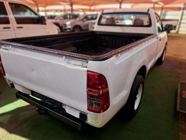 2007-Toyota-Hilux-25-D-4D-Single-Cab image:8