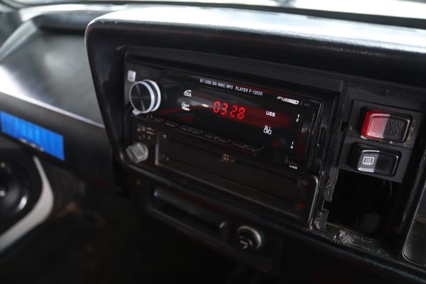 1993-Volkswagen-Citi-13L-Shuttle image:11