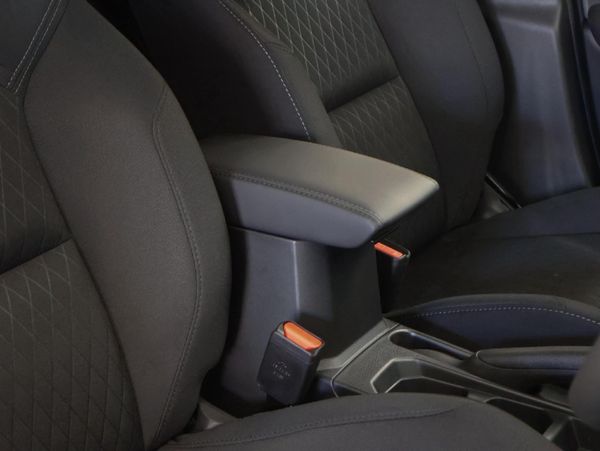 2026-Toyota-Urban-Cruiser-15-XR-Auto image:9
