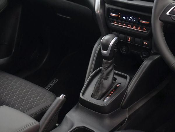 2026-Toyota-Urban-Cruiser-15-XR-Auto image:23