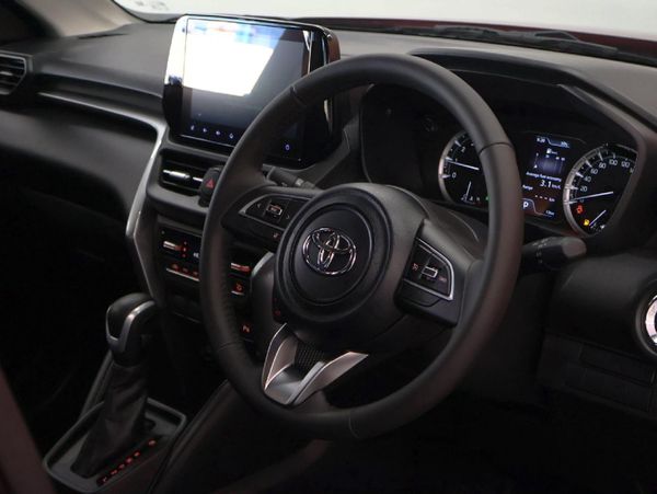 2026-Toyota-Urban-Cruiser-15-XR-Auto image:24