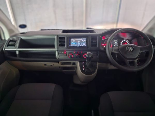 2020-Volkswagen-Transporter-T61-CrewBus-20-TDI-LWB-Auto-5-seat-110kW image:5