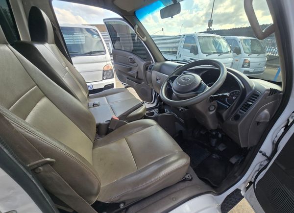 2021-Hyundai-H100-Bakkie-26D image:9