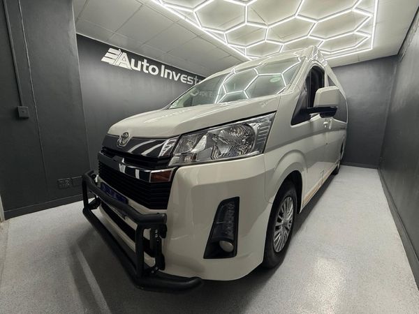 2019-Toyota-Quantum-28-GL-11-seat image:5