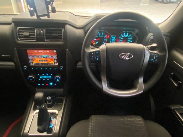 2026-Mahindra-Pik-Up-22-mHawk-S11-Auto-Double-Cab image:12