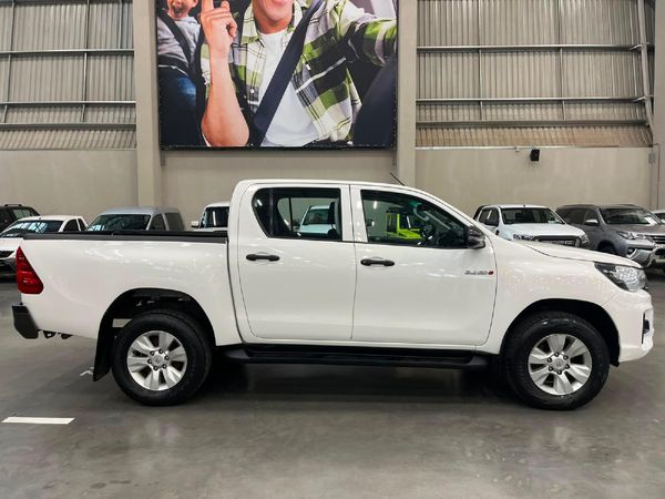 2019-Toyota-Hilux-24-GD-6-SRX-4x4-Double-Cab image:1