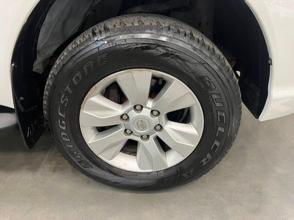 2019-Toyota-Hilux-24-GD-6-SRX-4x4-Double-Cab image:8