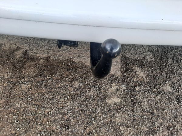 2012-Volkswagen-Kombi-20-TDI-103kW image:14