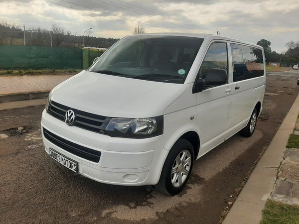2012-Volkswagen-Kombi-20-TDI-103kW image:2