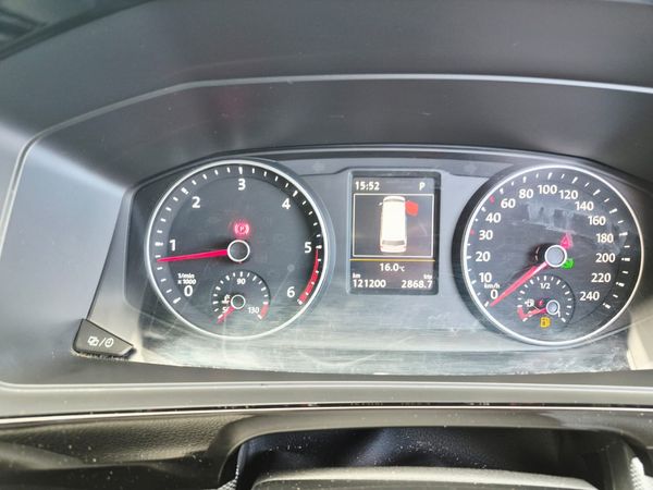 2016-Volkswagen-Caravelle-T6-20-BiTDI-Highline-Auto image:13